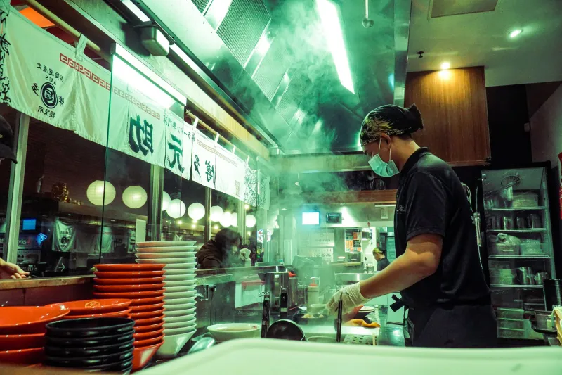 Listen to Your Broth: The Sensory Secrets Behind Restaurant-Quality Ramen at Home