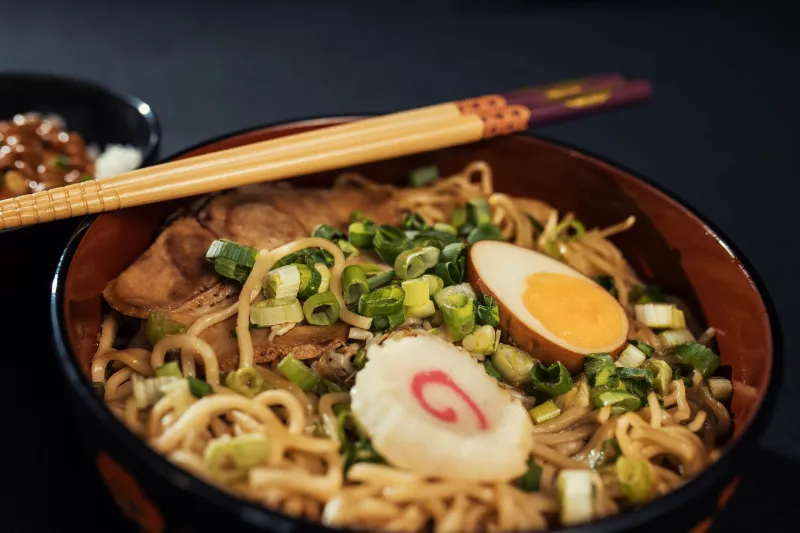 The $10 Bowl That Beats the $30 One: Why Humble Ramen Shops Win the Flavor Game